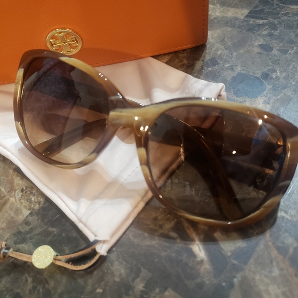 Tory Burch Accessories - Tory Burch Sunglasses